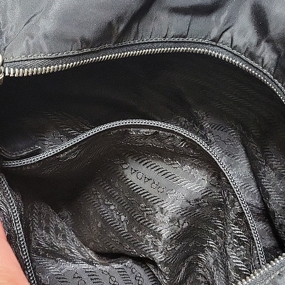 Prada shoulder bag - Picture 15 of 16